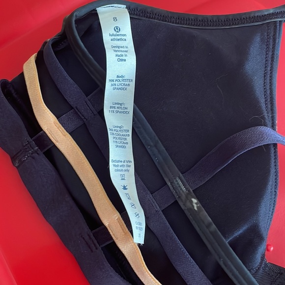 Lululemon SHALA bra - Picture 4 of 6